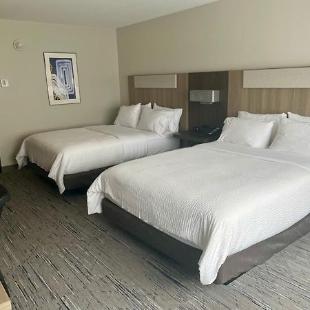 Holiday Inn Express & Suites Muskegon - Grand Haven By Ihg Exterior foto